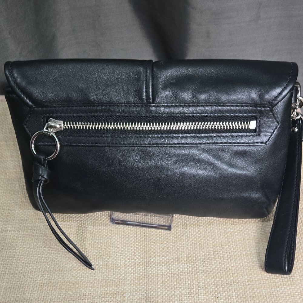 Coach Black Leather Wristlet Clutch with Turnlock - Picture 4 of 11